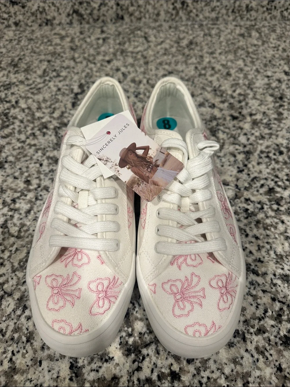 Sincerely Jules White Canvas Sneakers with Pink Bow Embroidery